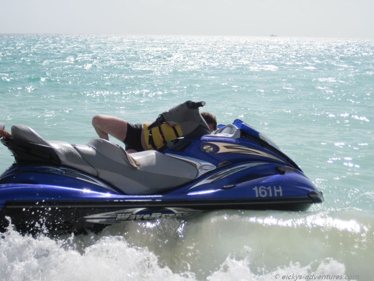 Jet-Ski Fallen Jet-Ski Fallen