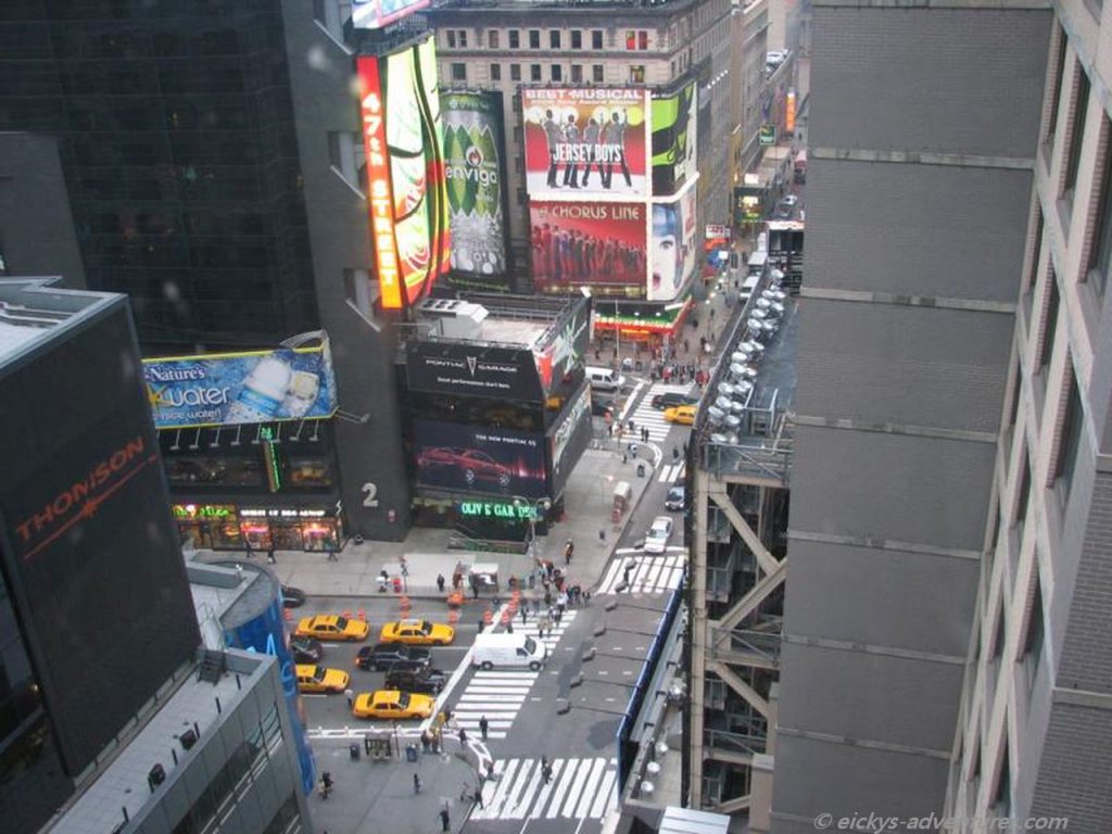 Blick vom Flurfenster des Edison auf den Time Square