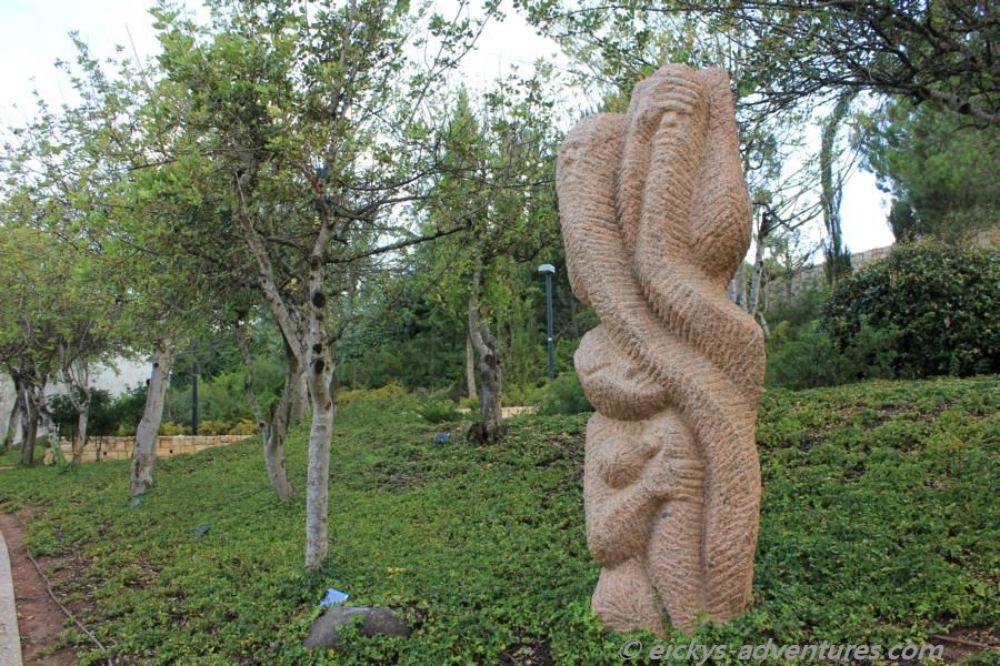 Die Allee der „Gerechten unter den Völkern“ Die Allee der „Gerechten unter den Völkern“