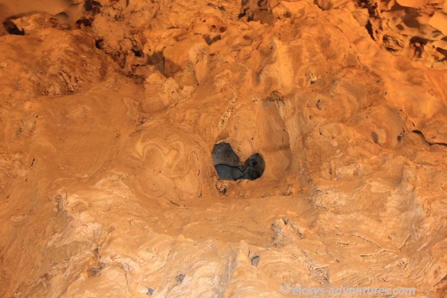 in der Tropfsteinhöhle Sung Sot - Ha Long Bucht in der Tropfsteinhöhle Sung Sot - Ha Long Bucht