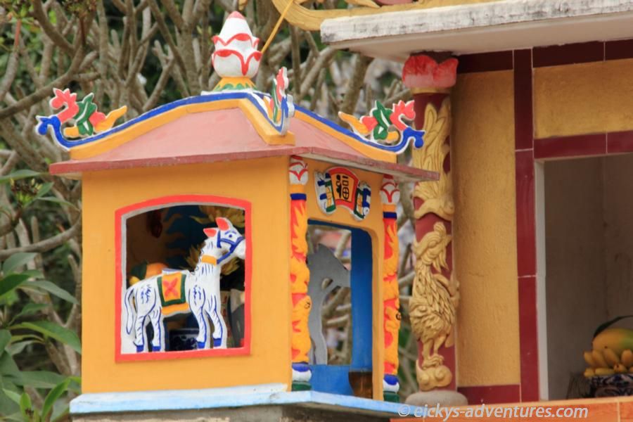 eigener Tempel in Hue eigener Tempel in Hue