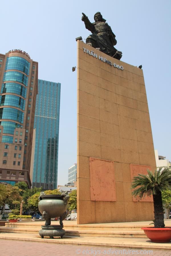 Feldherr Tran Hung Dao am Me Linh Square, Saigon Feldherr Tran Hung Dao am Me Linh Square, Saigon