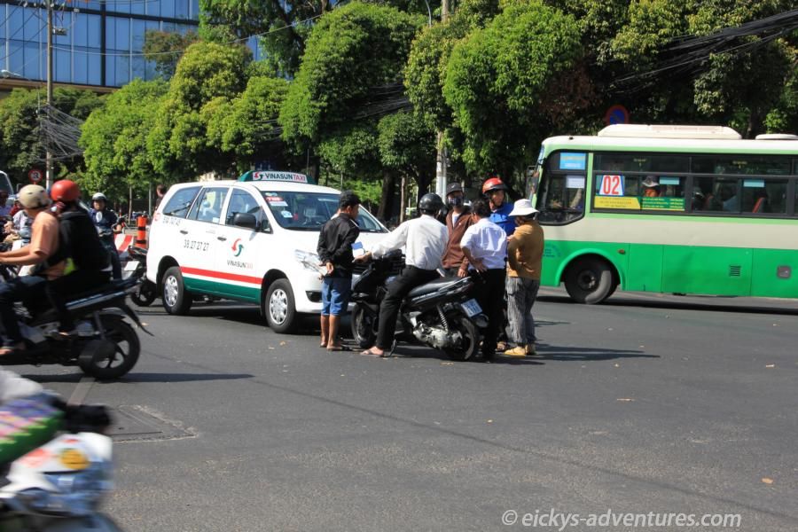unser erster und einziger Unfall den wir sahen, Saigon unser erster und einziger Unfall den wir sahen, Saigon