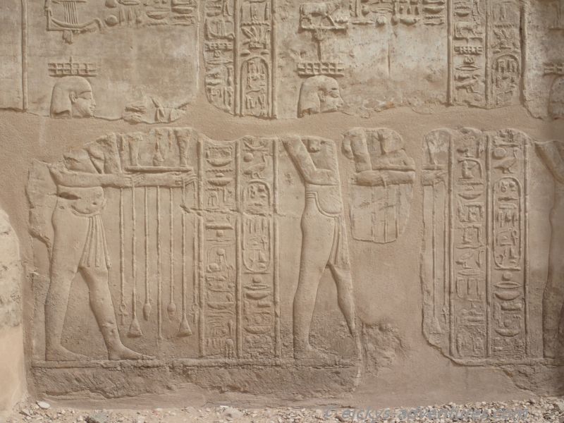 Felszeichnungen im Karnak-Tempel Felszeichnungen im Karnak-Tempel