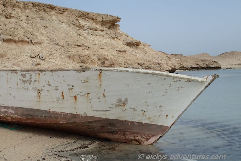 gestrandetes Boot auf der Restaurant-Insel gestrandetes Boot auf der Restaurant-Insel