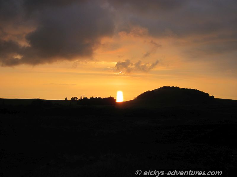 Sonnenuntergang entlang des Hwy 250 durch die Kohala Berge Sonnenuntergang entlang des Hwy 250 durch die Kohala Berge
