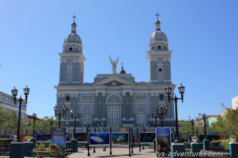 Parque Cespedes: Catedral de Nuestra Senora de la Asuncion