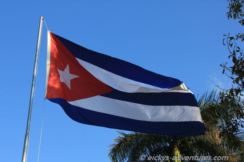 Vinales: cubanische Flagge im Parque Jose Marti