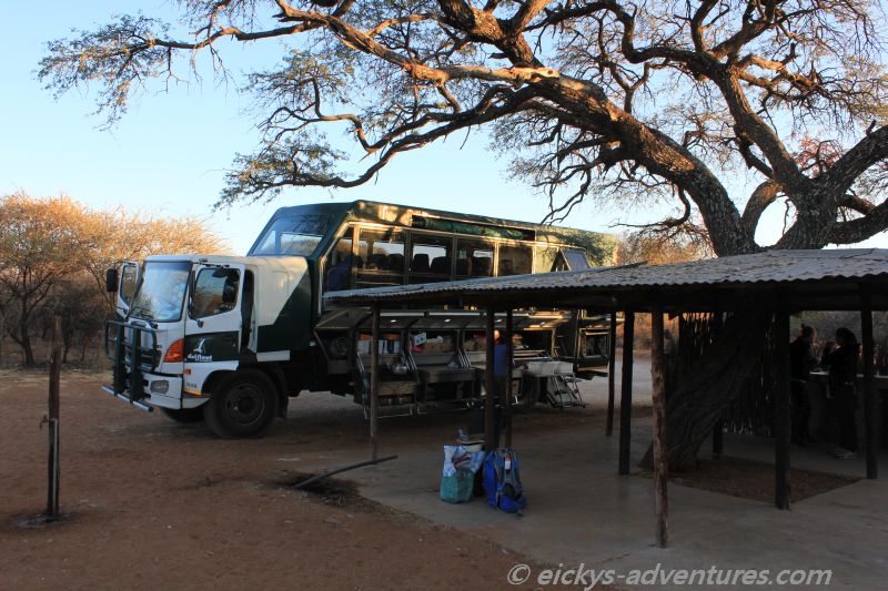 Jessie im Bushman-Camp Jessie im Bushman-Camp