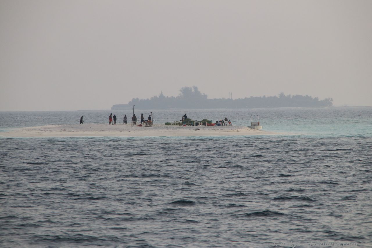 Sandbank Oshagalhi Sandbank Oshagalhi