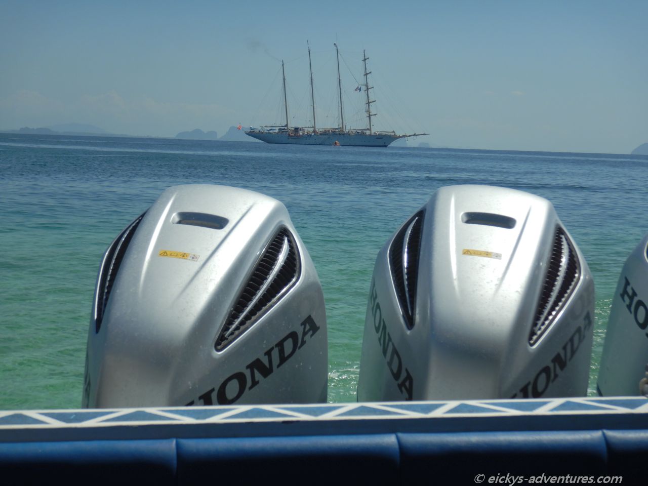 mit dem Speedboat von Koh Lipe nach Koh Ngai mit dem Speedboat von Koh Lipe nach Koh Ngai