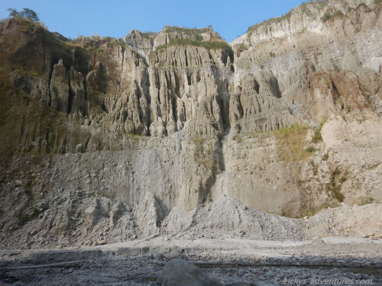 Tour zum Mount Pinatubo Tour zum Mount Pinatubo