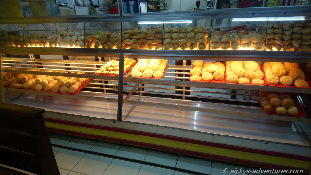 Impressionen aus Poblacion, Anda - Arbee's Bakeshop Impressionen aus Poblacion, Anda - Arbee's Bakeshop